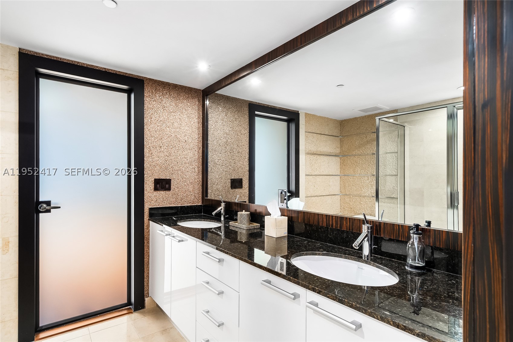 17201 Collins Ave+DEN #1403, Sunny Isles Beach FL 33160