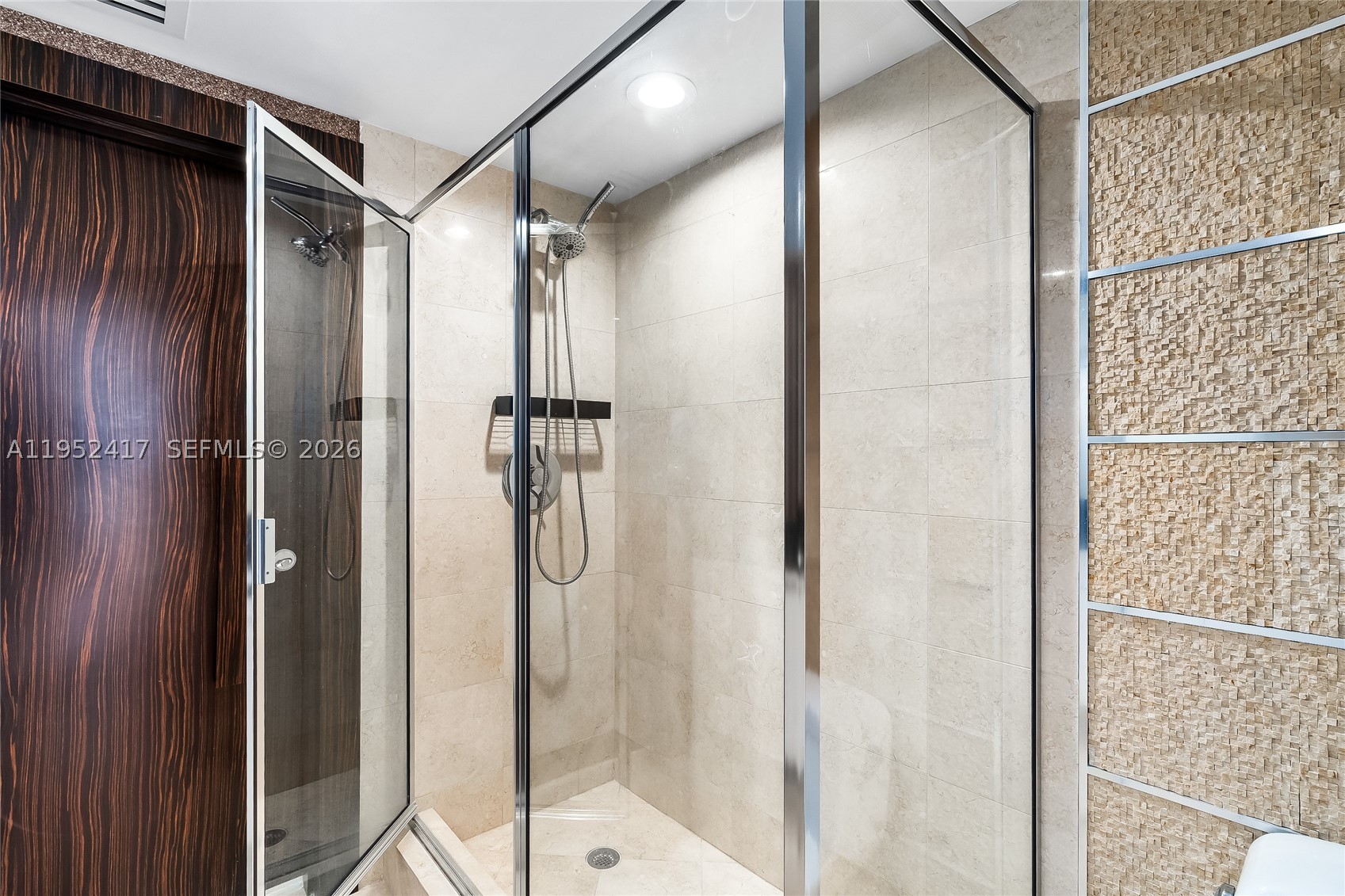 17201 Collins Ave+DEN #1403, Sunny Isles Beach FL 33160