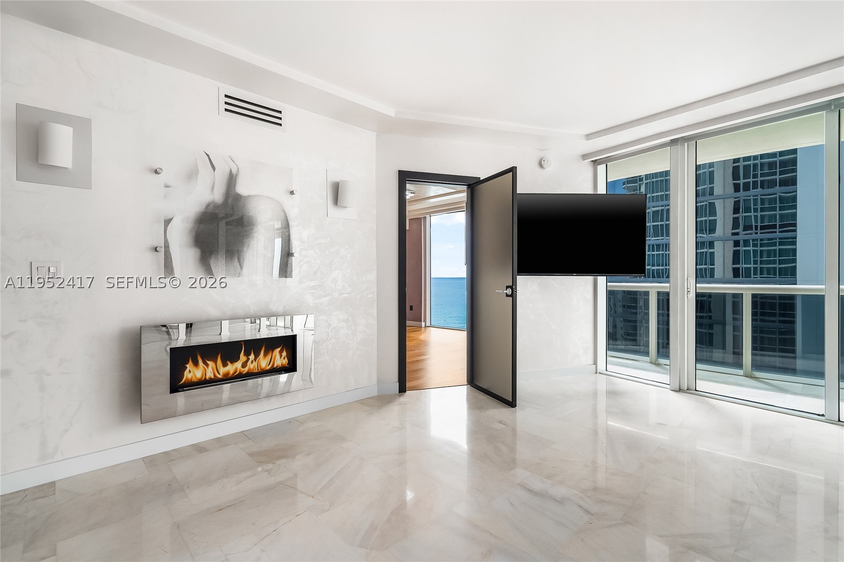 17201 Collins Ave+DEN #1403, Sunny Isles Beach FL 33160