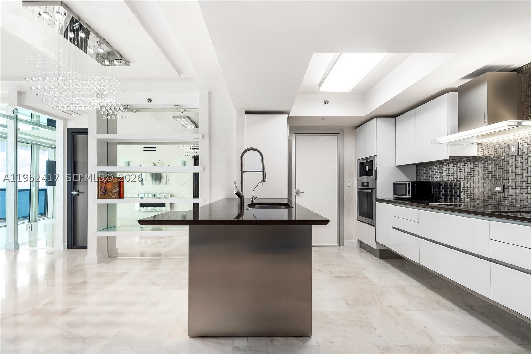 17201 Collins Ave+DEN #1403, Sunny Isles Beach FL 33160