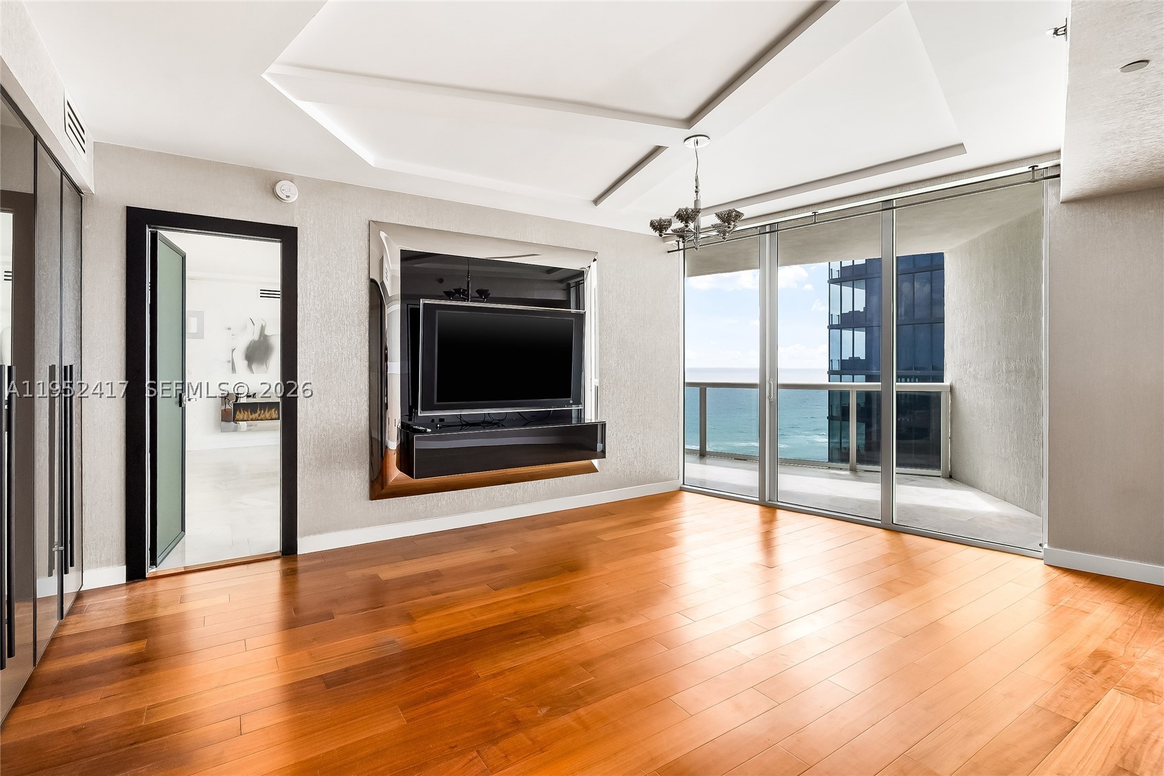 17201 Collins Ave+DEN #1403, Sunny Isles Beach FL 33160