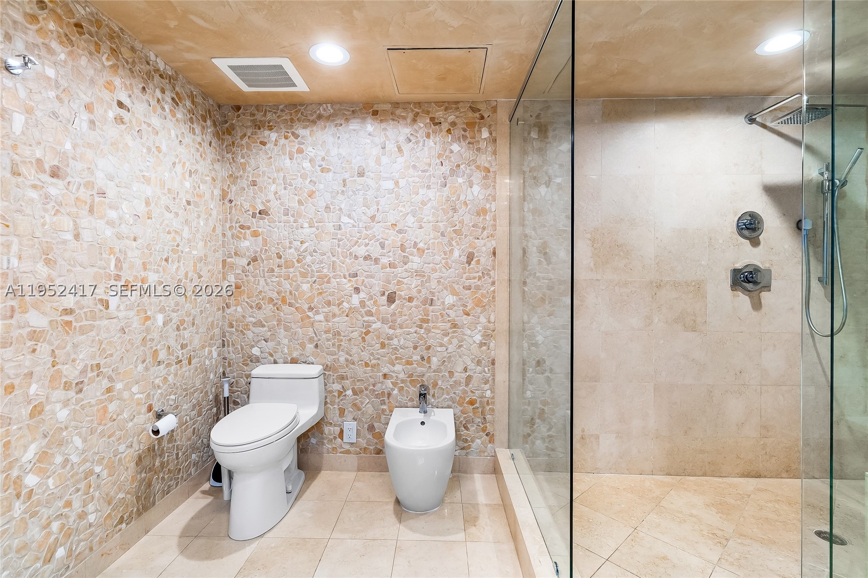 17201 Collins Ave+DEN #1403, Sunny Isles Beach FL 33160