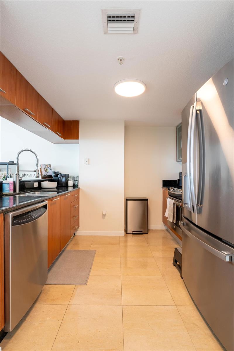 1800 N Bayshore Dr #1803, Miami FL 33132