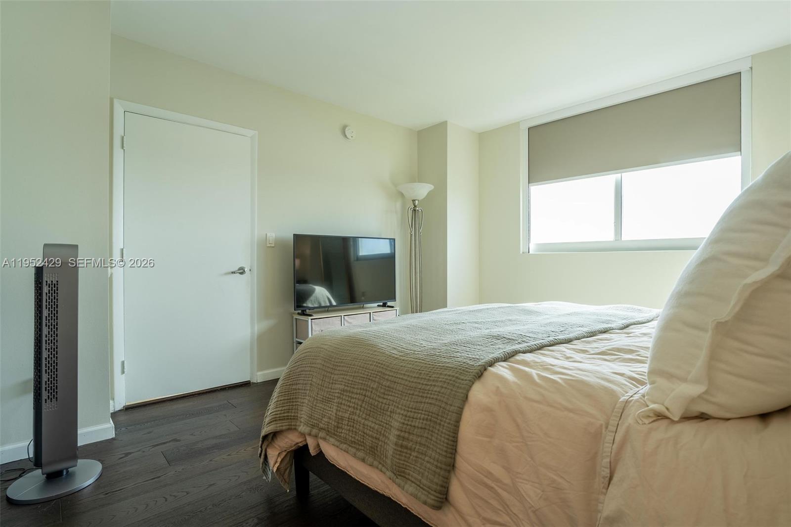 1800 N Bayshore Dr #1803, Miami FL 33132