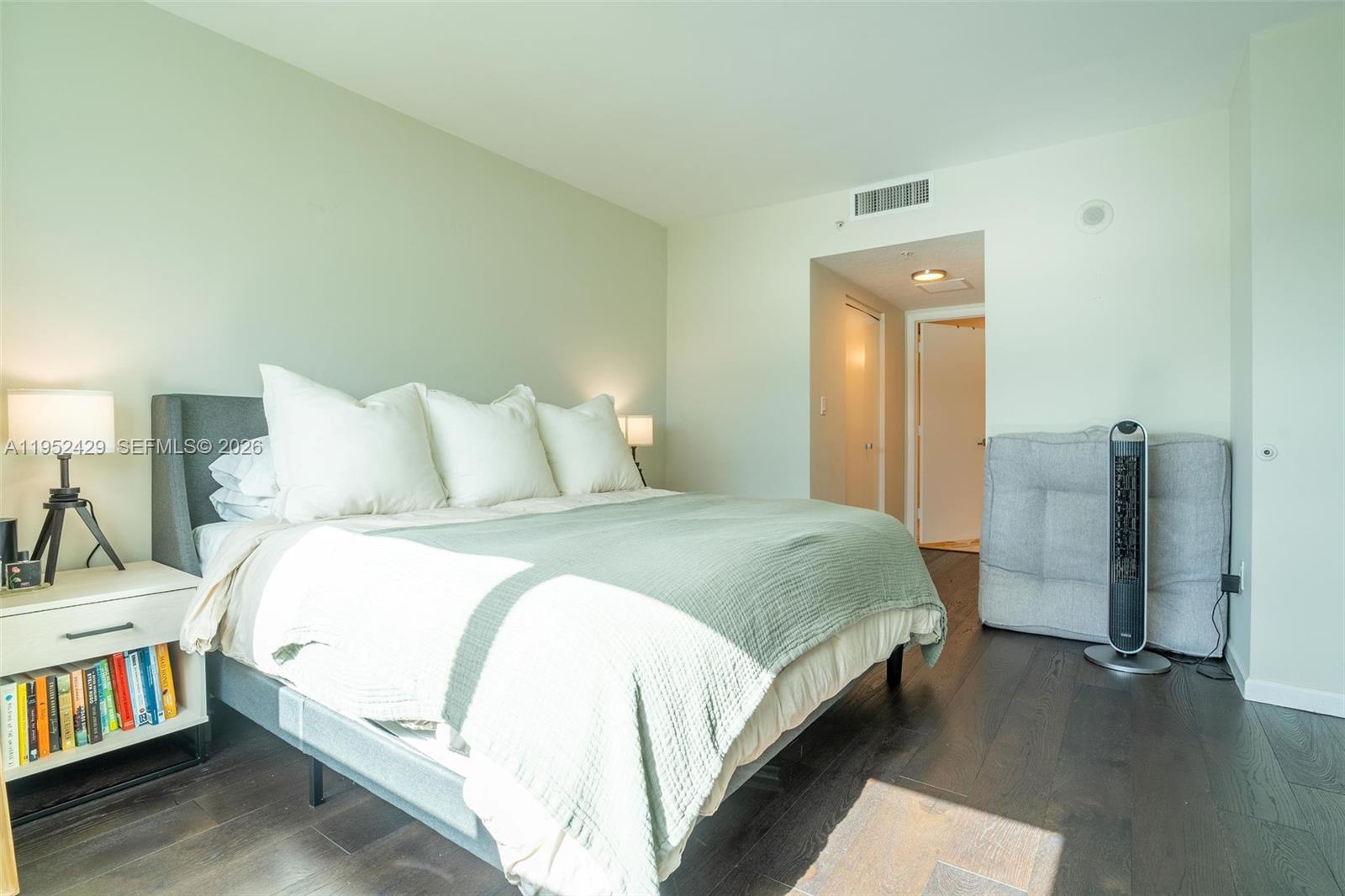 1800 N Bayshore Dr #1803, Miami FL 33132