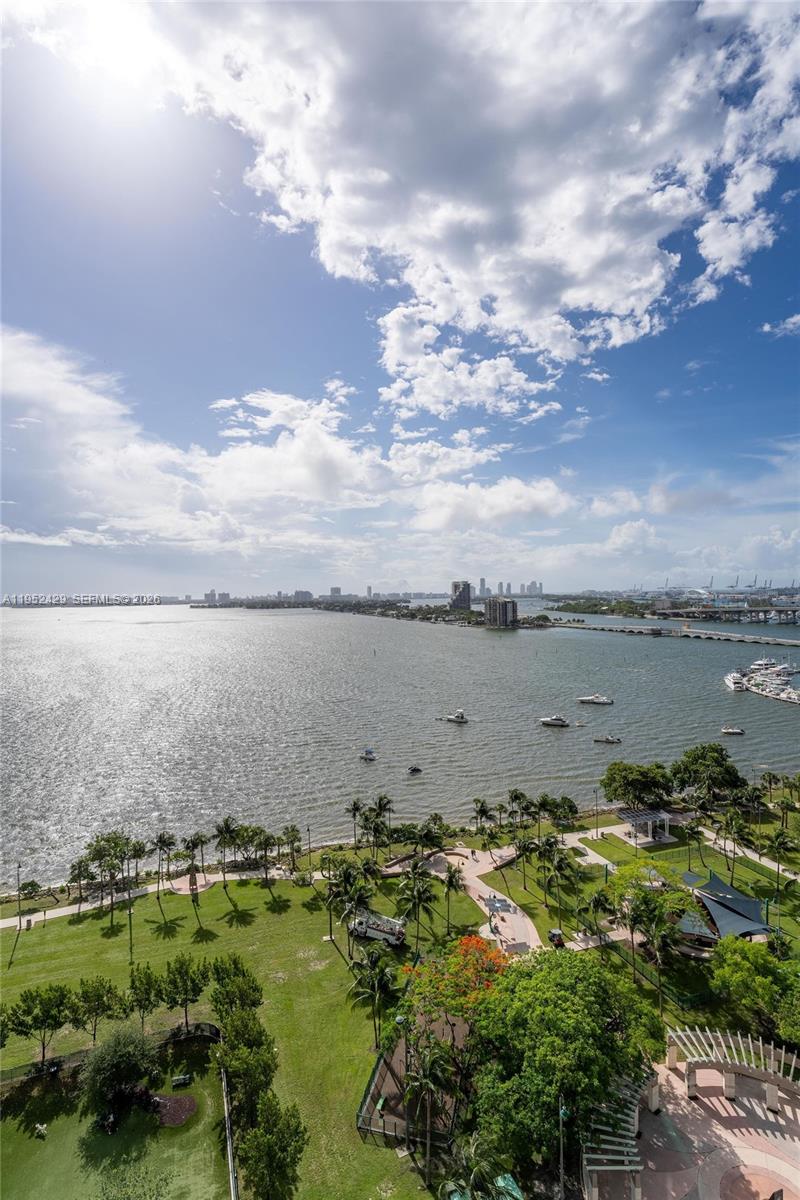 1800 N Bayshore Dr #1803, Miami FL 33132