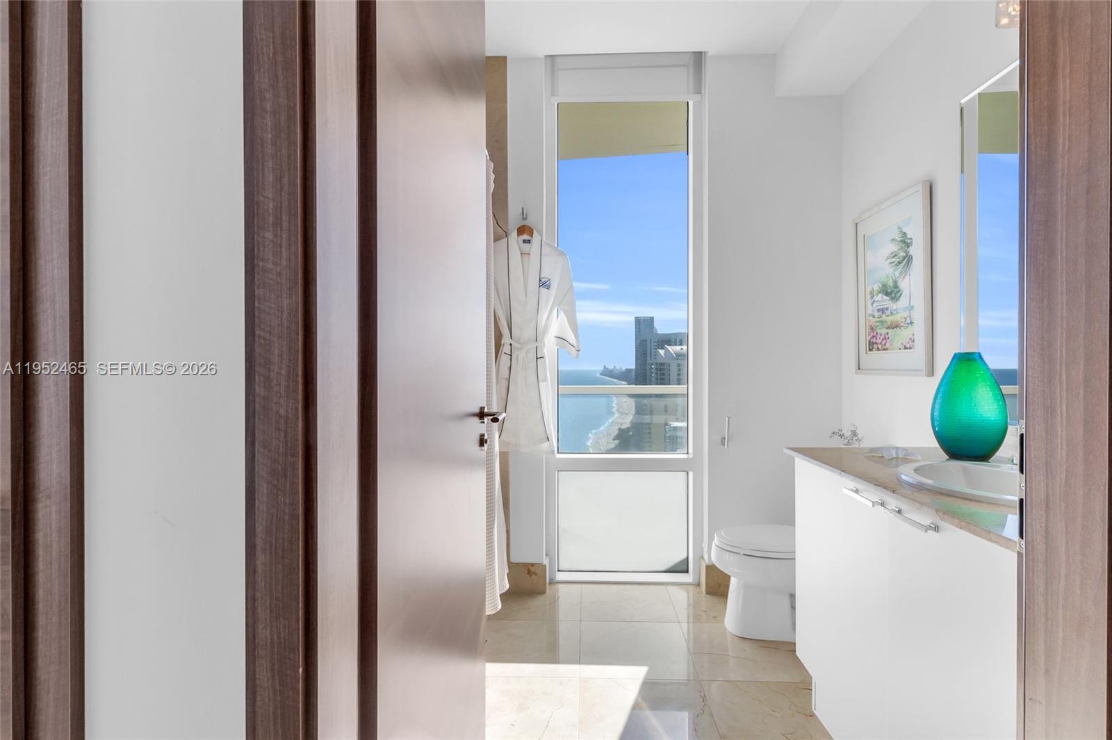 16699 Collins Ave #4202, Sunny Isles Beach FL 33160