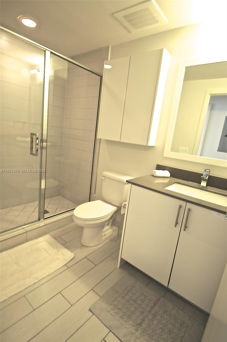 999 SW 1st Ave #2802, Miami FL 33130