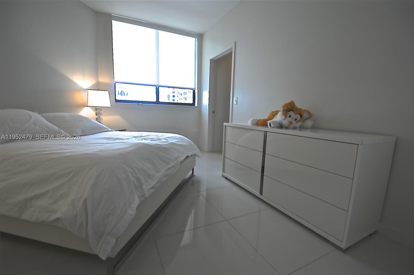 999 SW 1st Ave #2802, Miami FL 33130