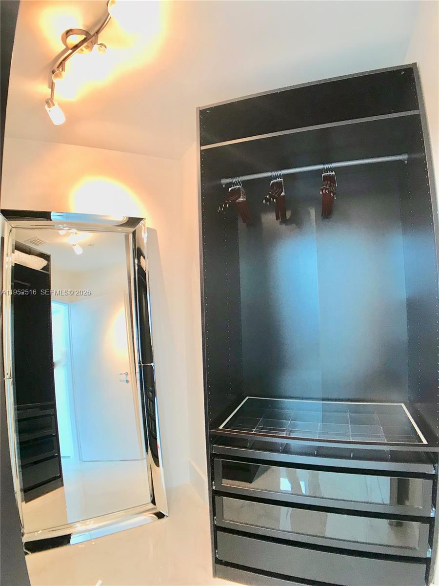 50 S Pointe Dr #LOFT4, Miami Beach FL 33139