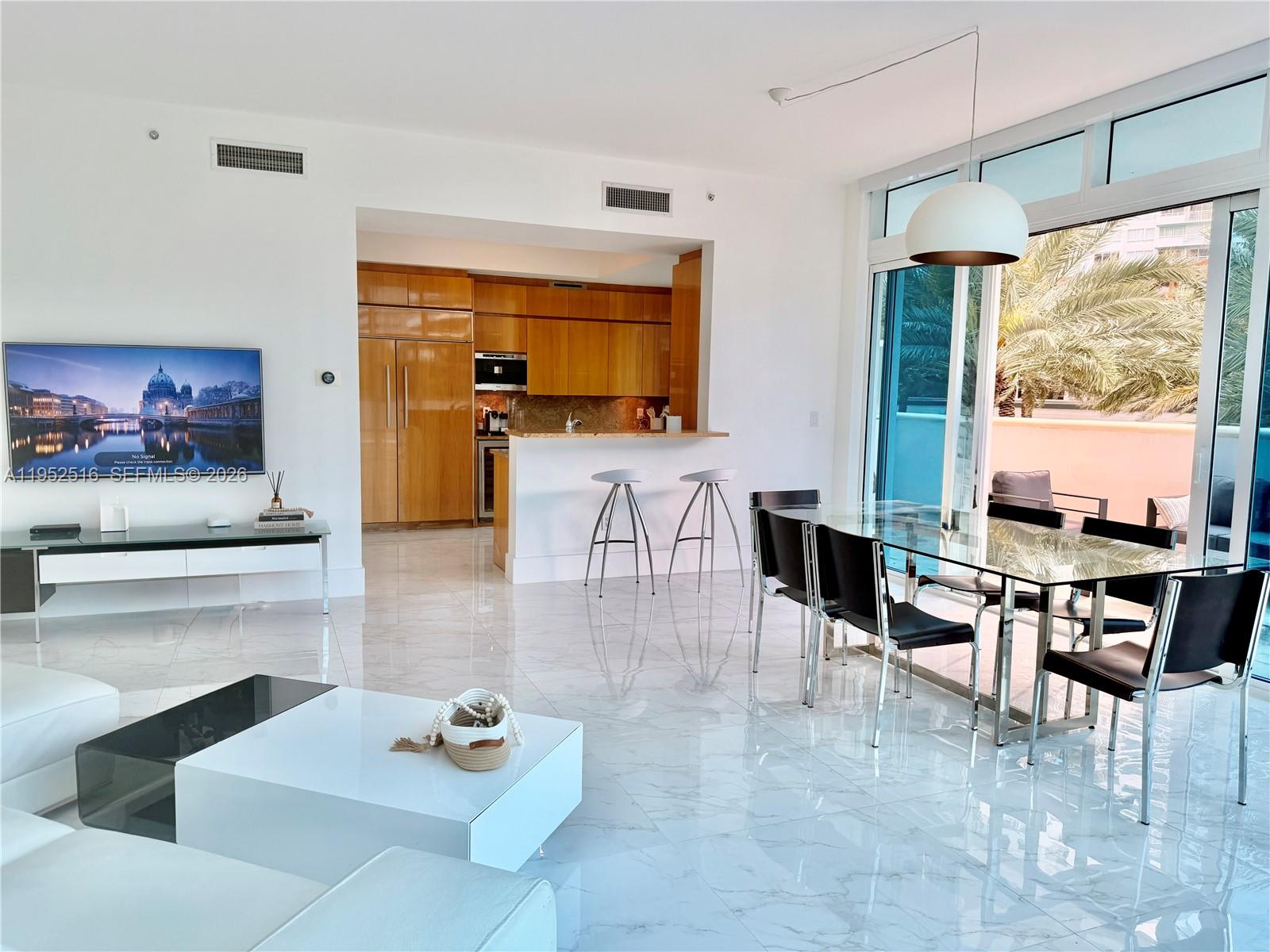 50 S Pointe Dr #LOFT4, Miami Beach FL 33139