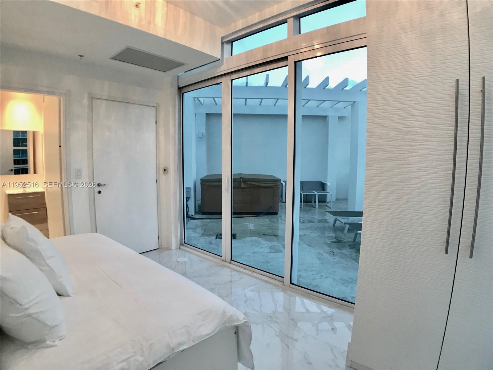 50 S Pointe Dr #LOFT4, Miami Beach FL 33139