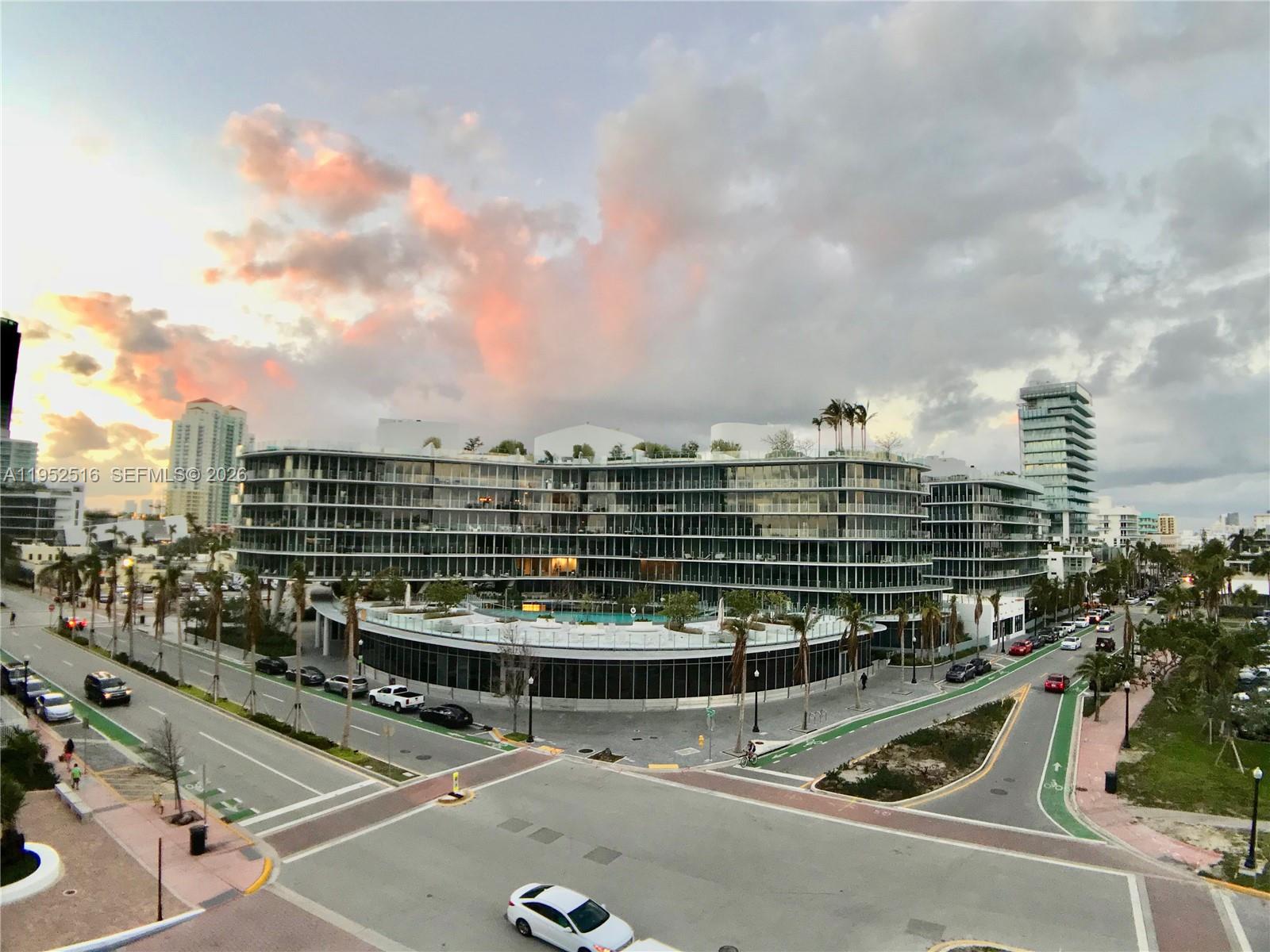 50 S Pointe Dr #LOFT4, Miami Beach FL 33139
