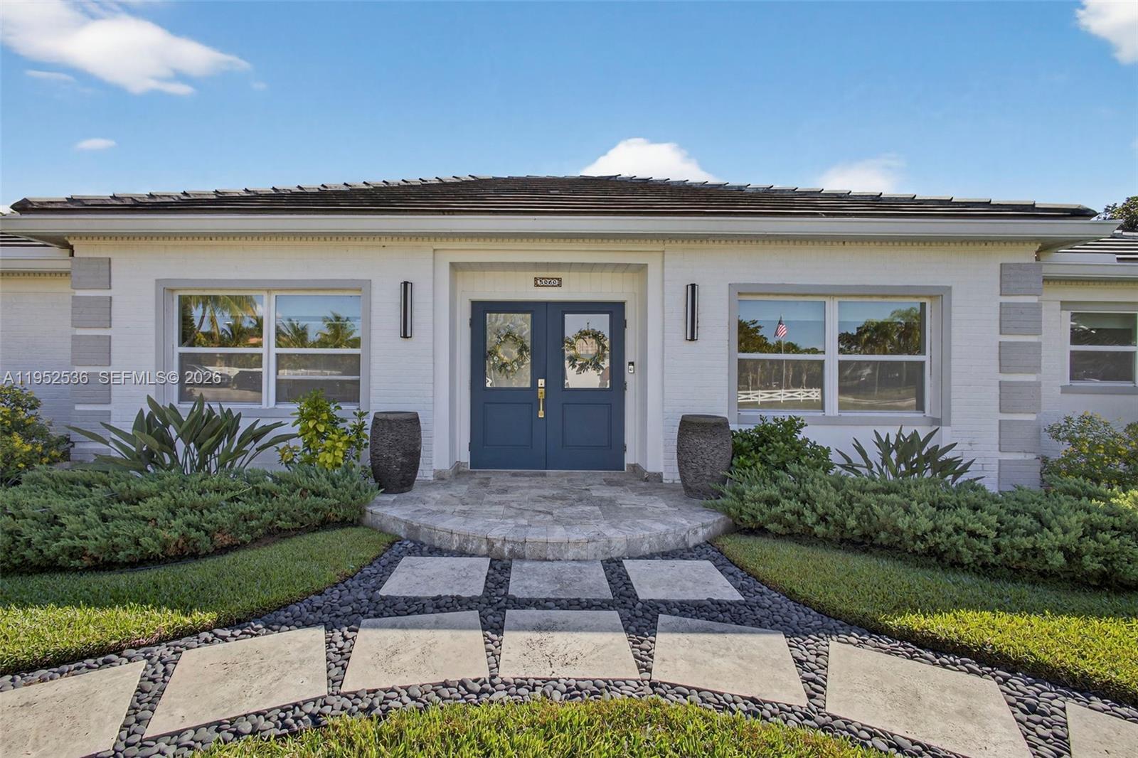 5060 Mongo Way, Palm Beach Gardens FL 33418