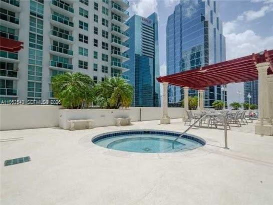 1200 Brickell Bay Dr #1712, Miami FL 33131