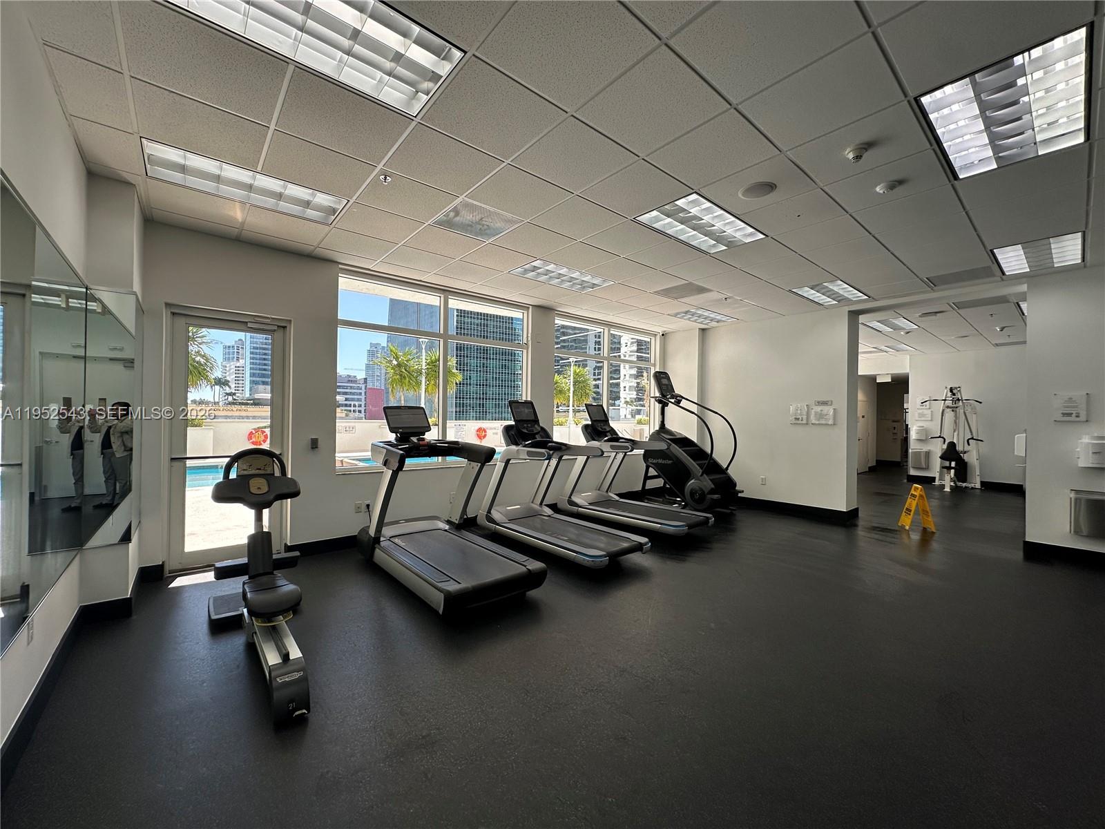 1200 Brickell Bay Dr #1712, Miami FL 33131