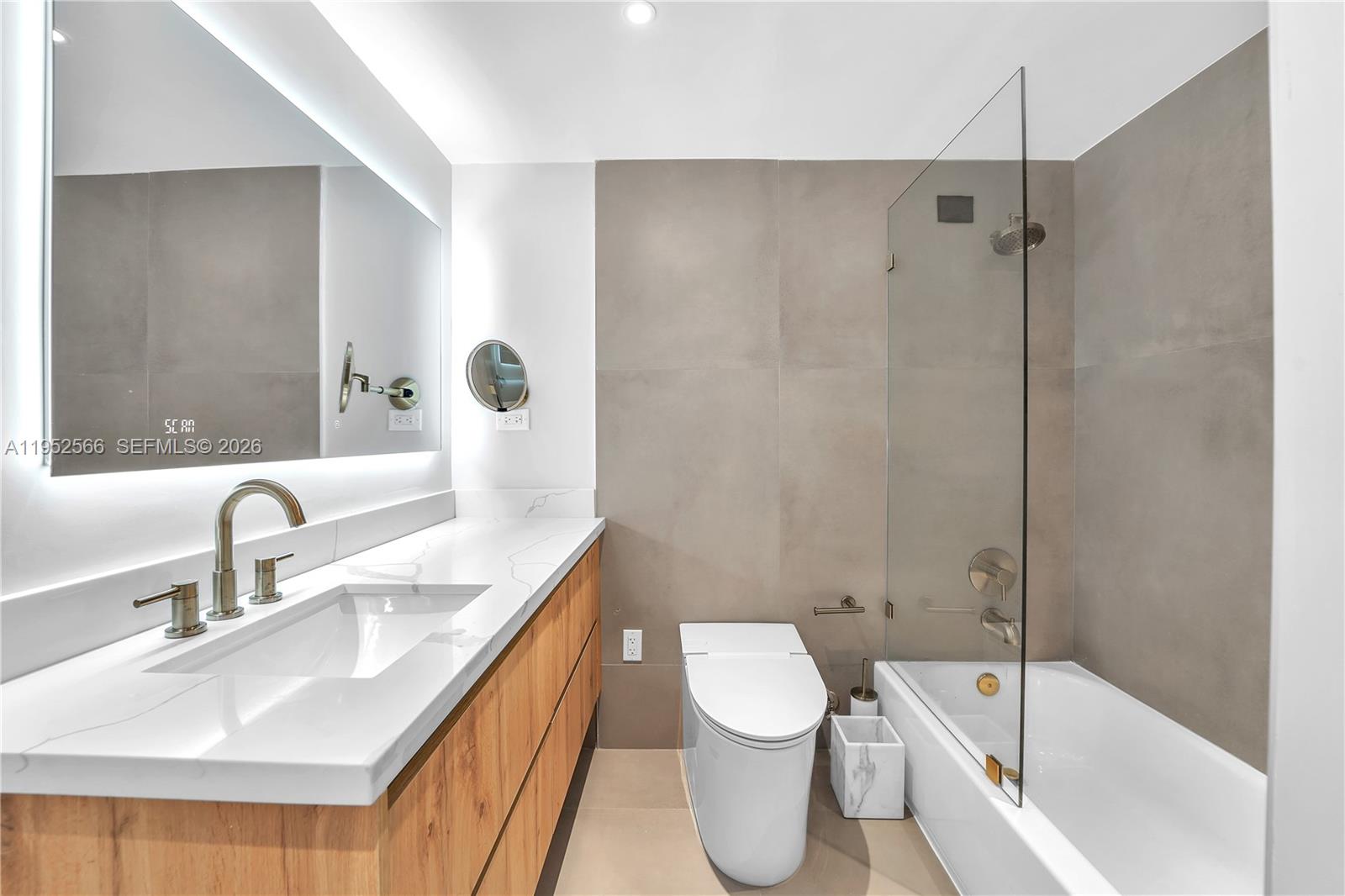 1000 West Ave #408, Miami Beach FL 33139