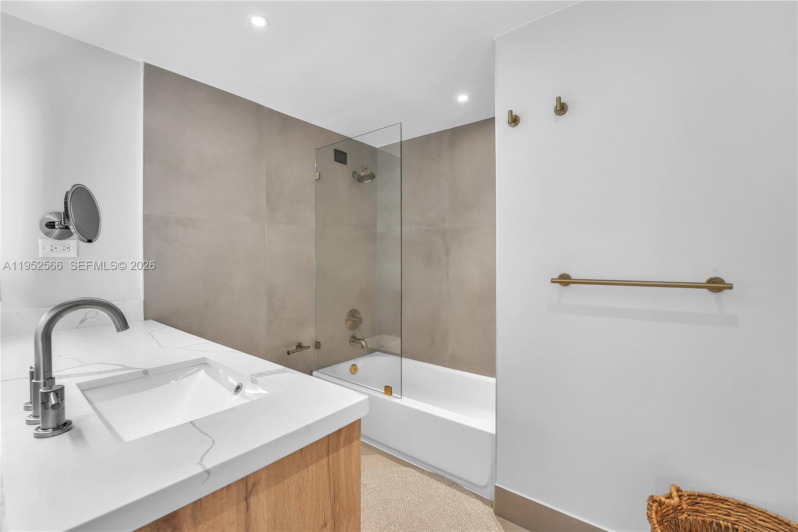 1000 West Ave #408, Miami Beach FL 33139