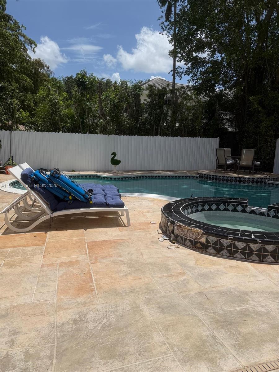 10258 Vestal Mnr, Coral Springs FL 33071
