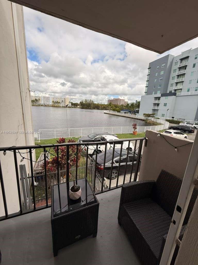 5501 NW 7th St #E207, Miami FL 33126