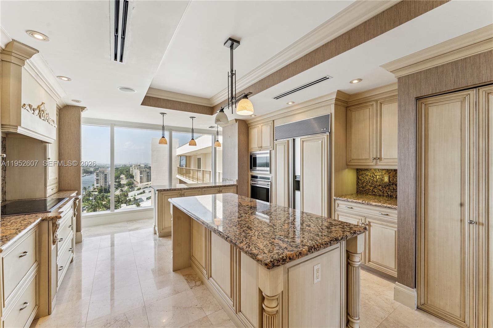 1021 Hillsboro Mile #RG, Hillsboro Beach FL 33062