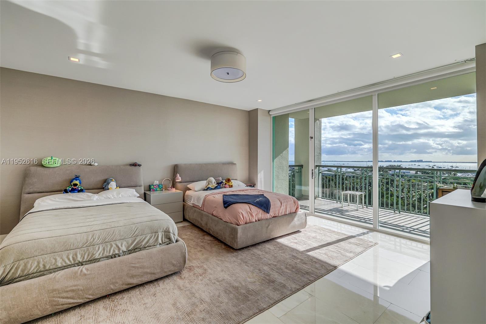 3400 SW 27th Ave #802, Miami FL 33133