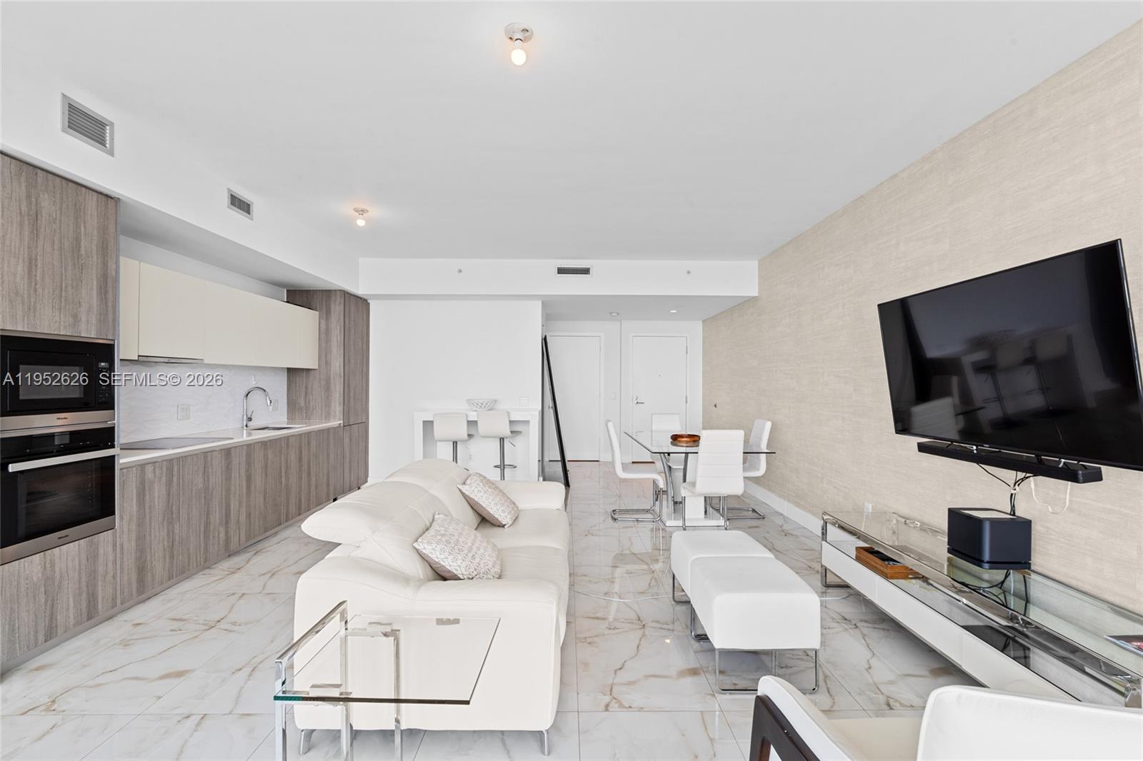2900 NE 7th Ave #4104, Miami FL 33137