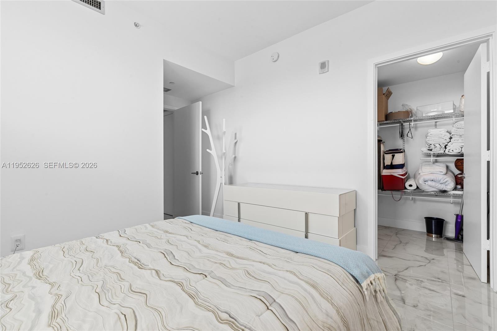 2900 NE 7th Ave #4104, Miami FL 33137