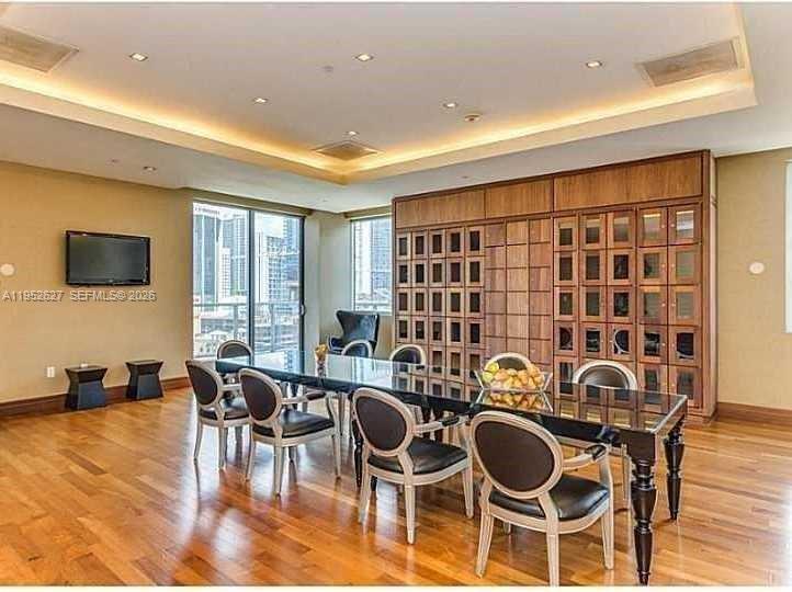 1060 Brickell Ave #2013, Miami FL 33131