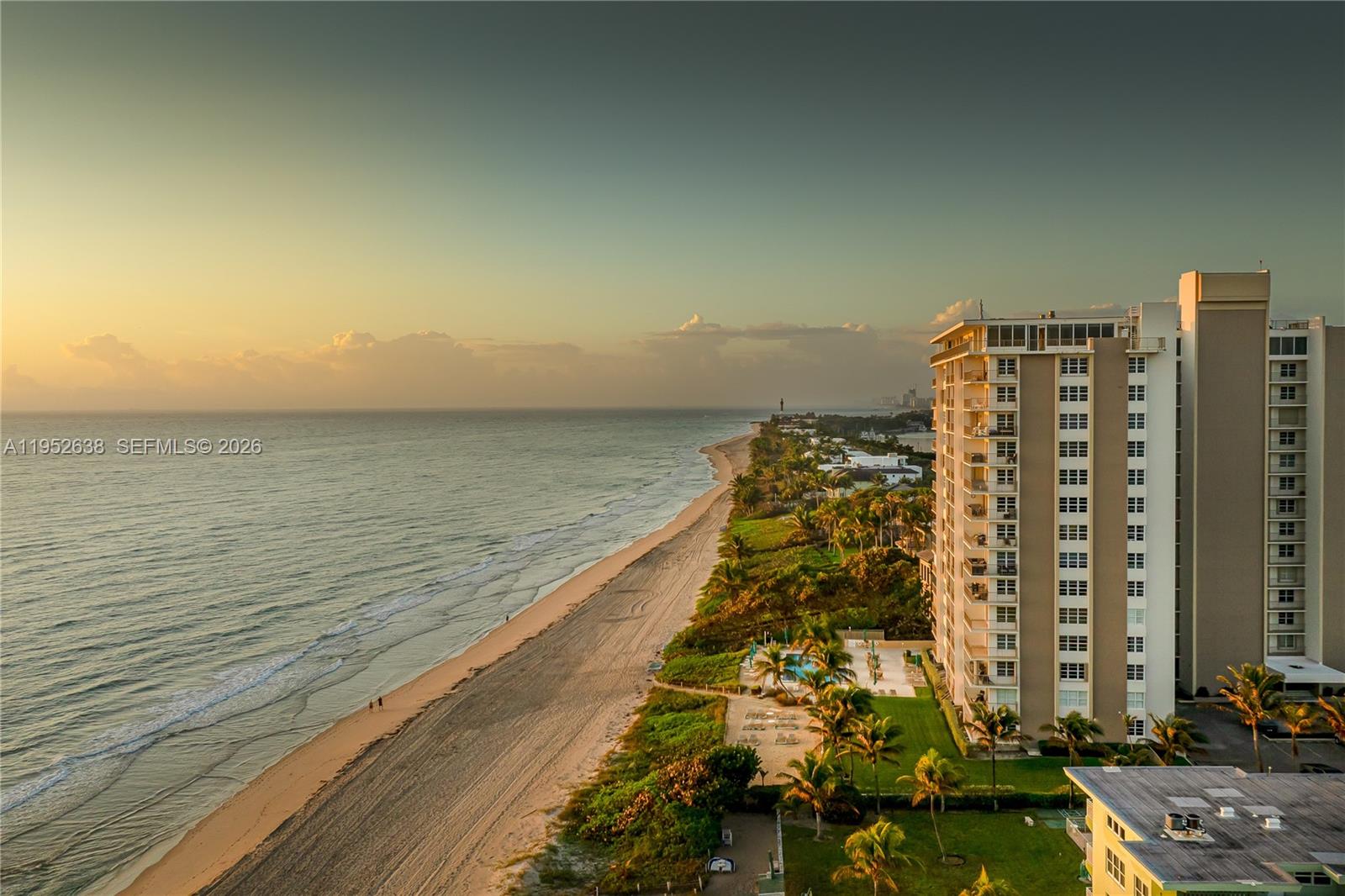 1021 Hillsboro Mile #RG, Hillsboro Beach FL 33062