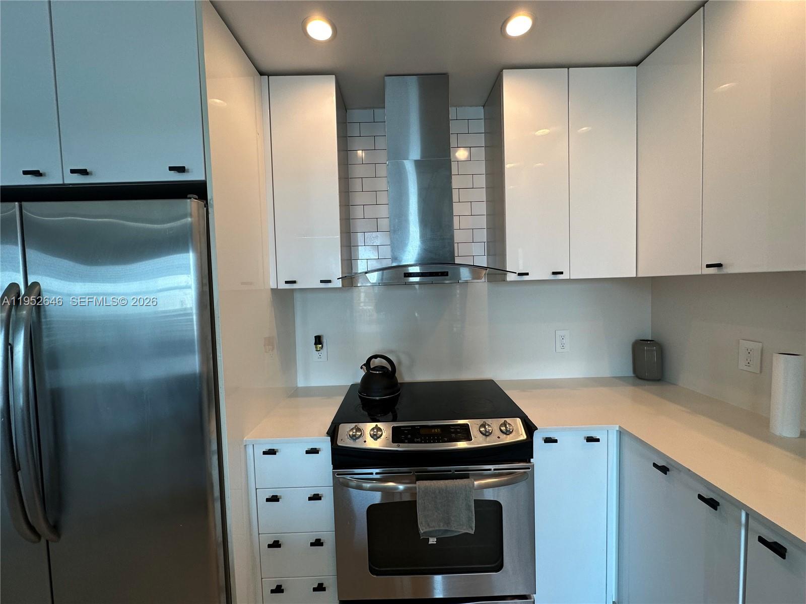 234 NE 3rd St #1805, Miami FL 33132