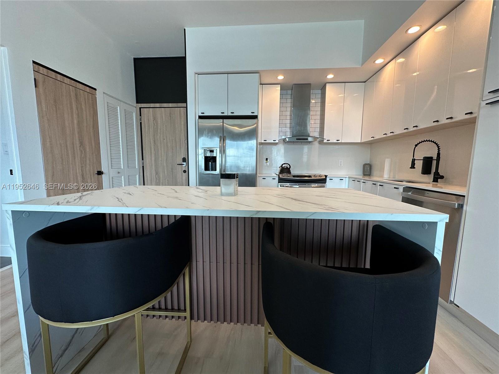 234 NE 3rd St #1805, Miami FL 33132