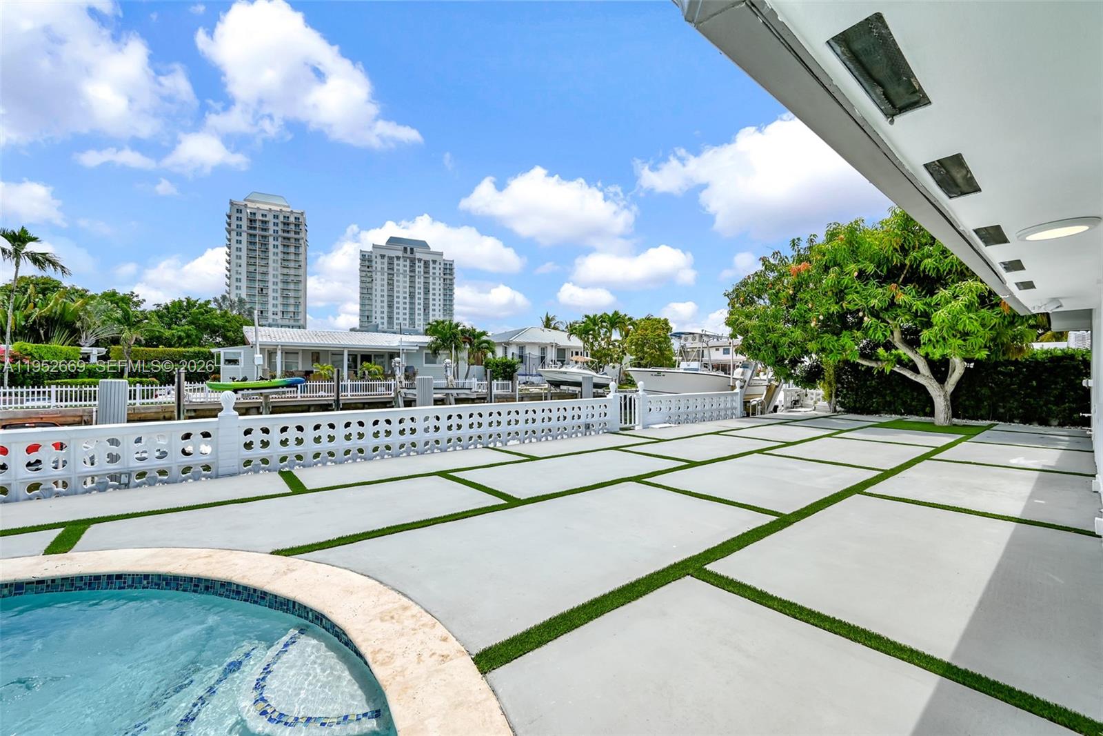 1250 NE 82nd St, Miami FL 33138
