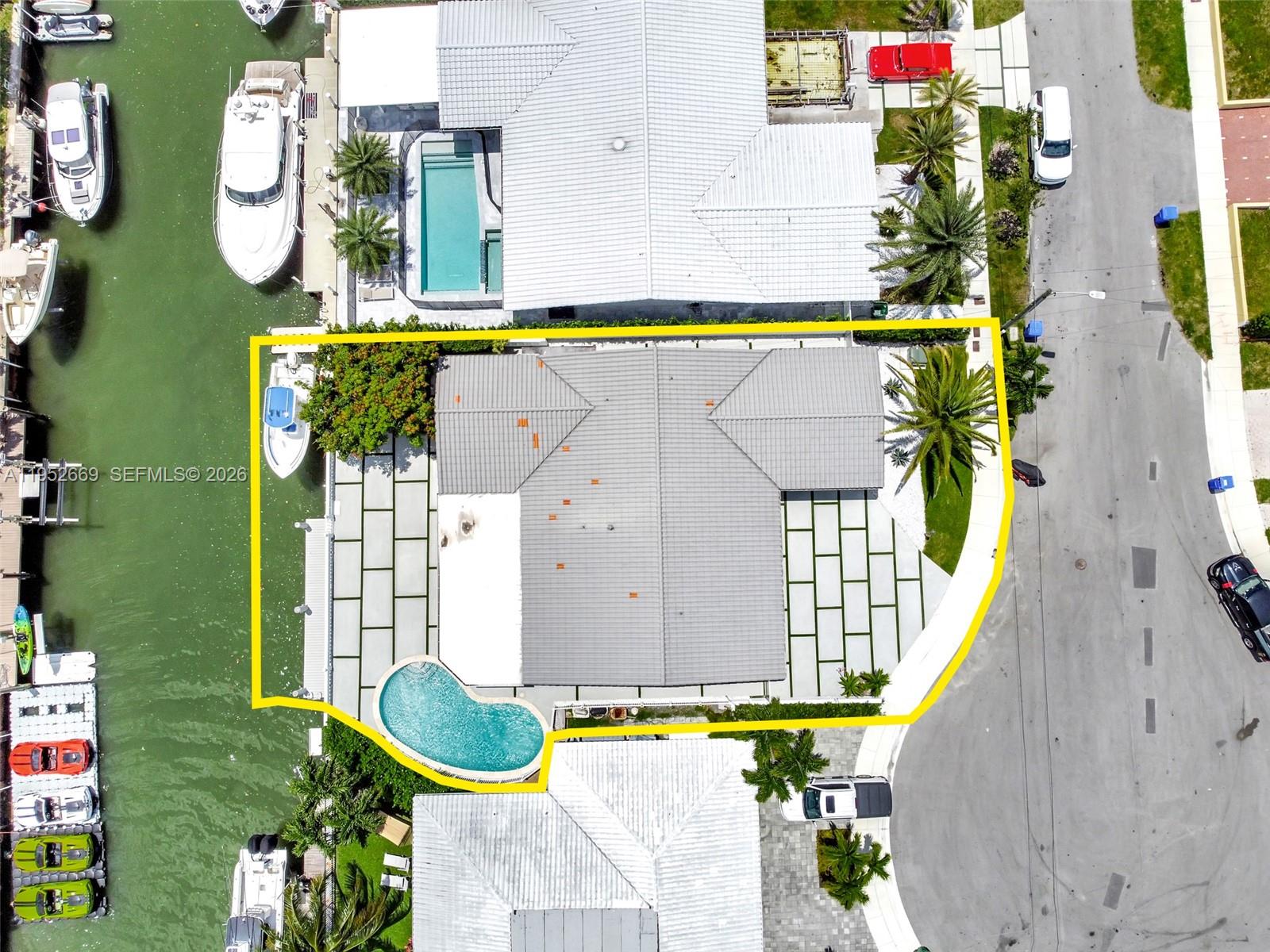 1250 NE 82nd St, Miami FL 33138