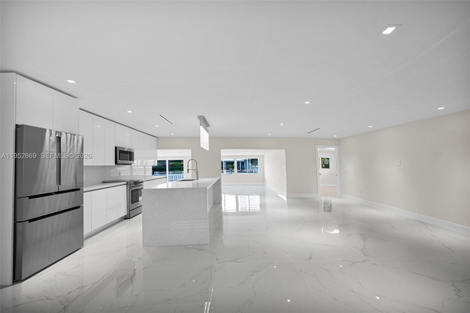 1250 NE 82nd St, Miami FL 33138