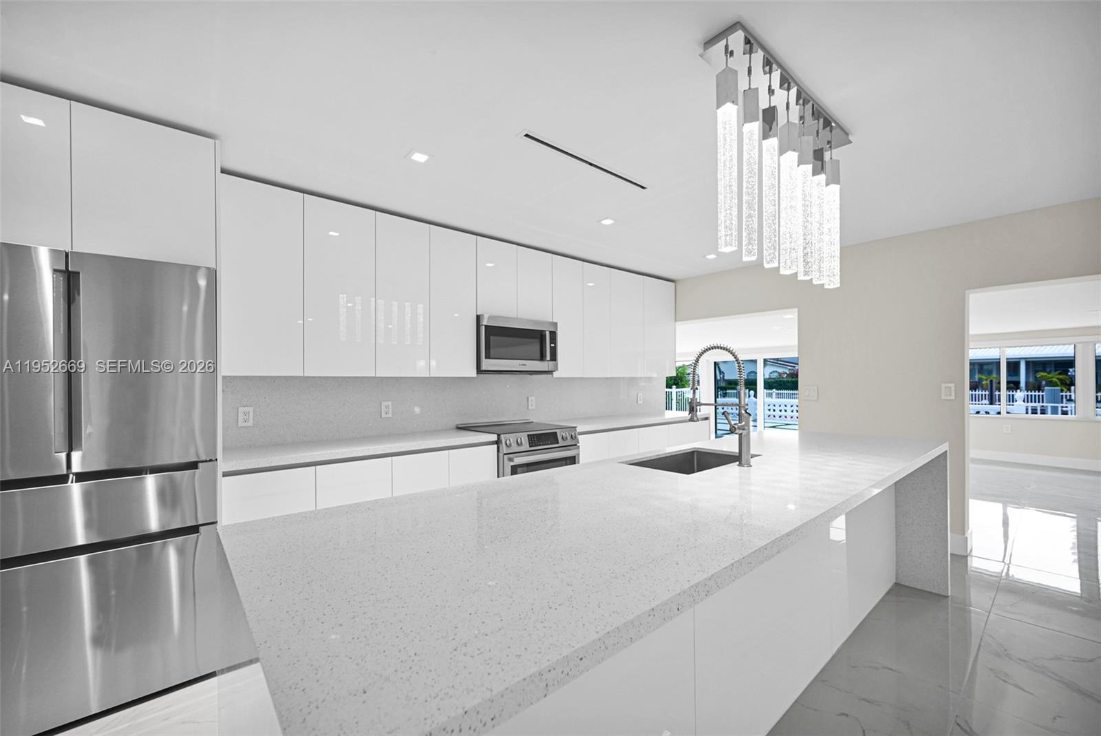 1250 NE 82nd St, Miami FL 33138