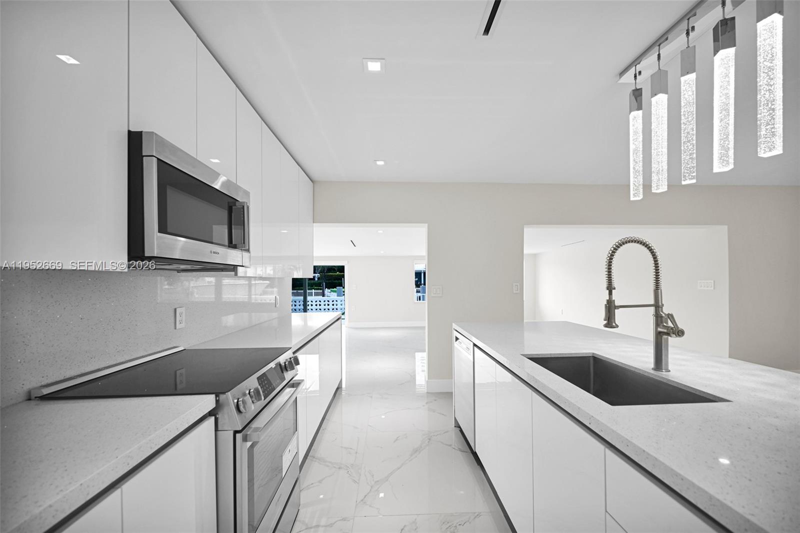 1250 NE 82nd St, Miami FL 33138