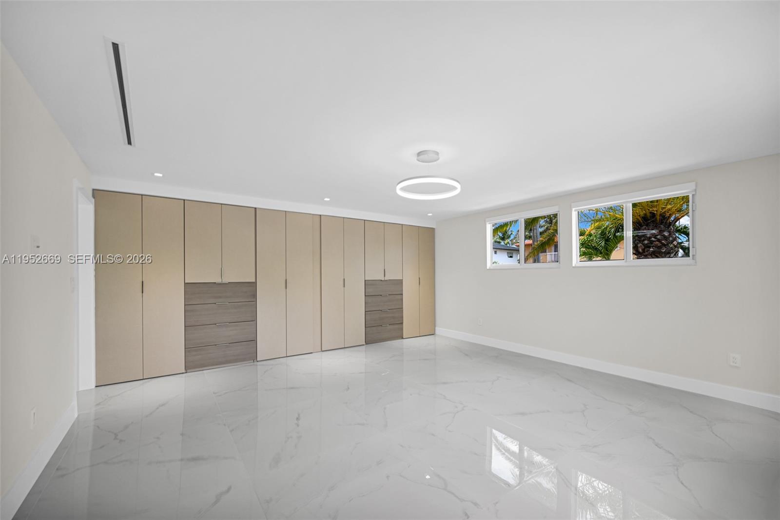1250 NE 82nd St, Miami FL 33138