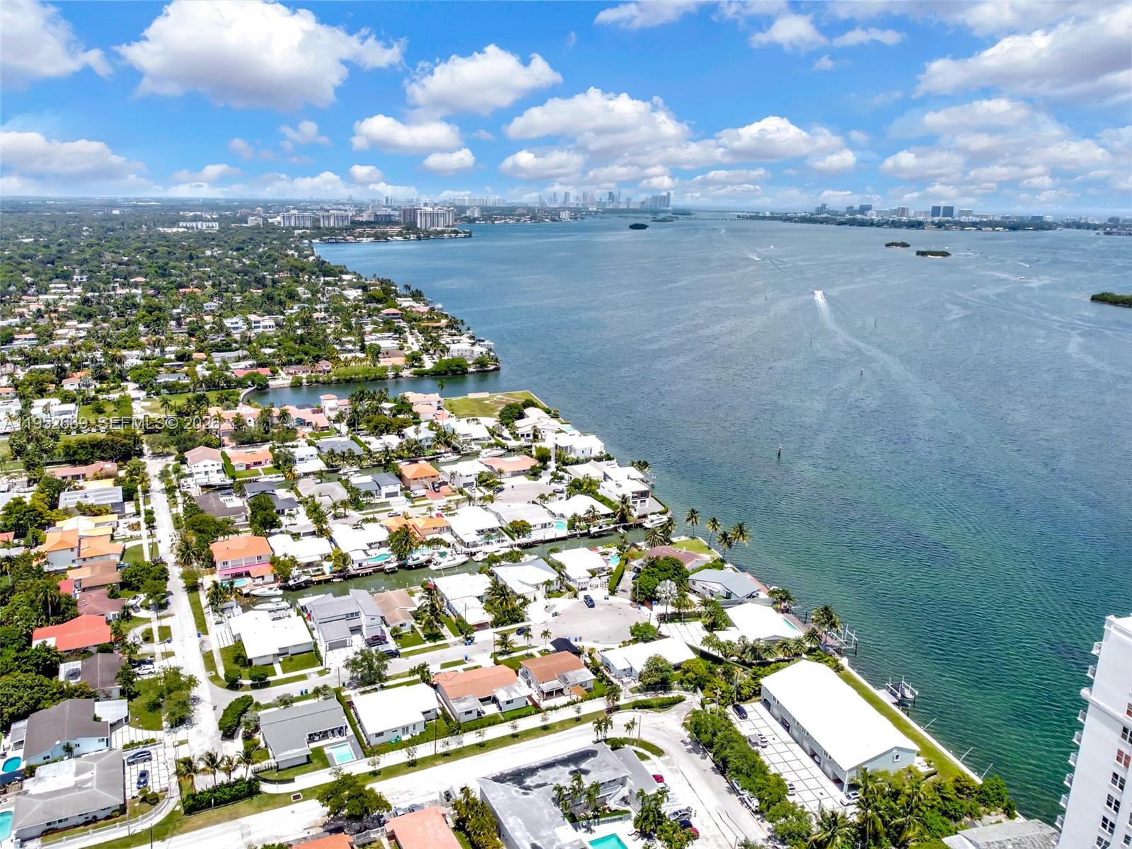 1250 NE 82nd St, Miami FL 33138