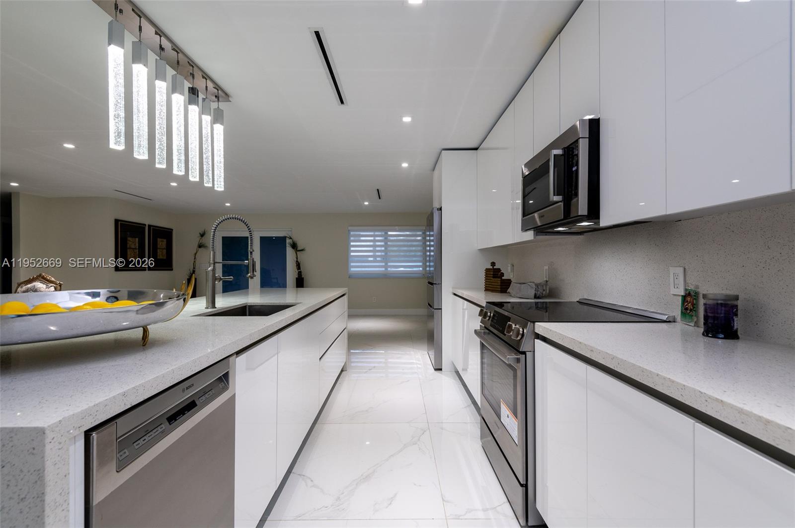 1250 NE 82nd St, Miami FL 33138