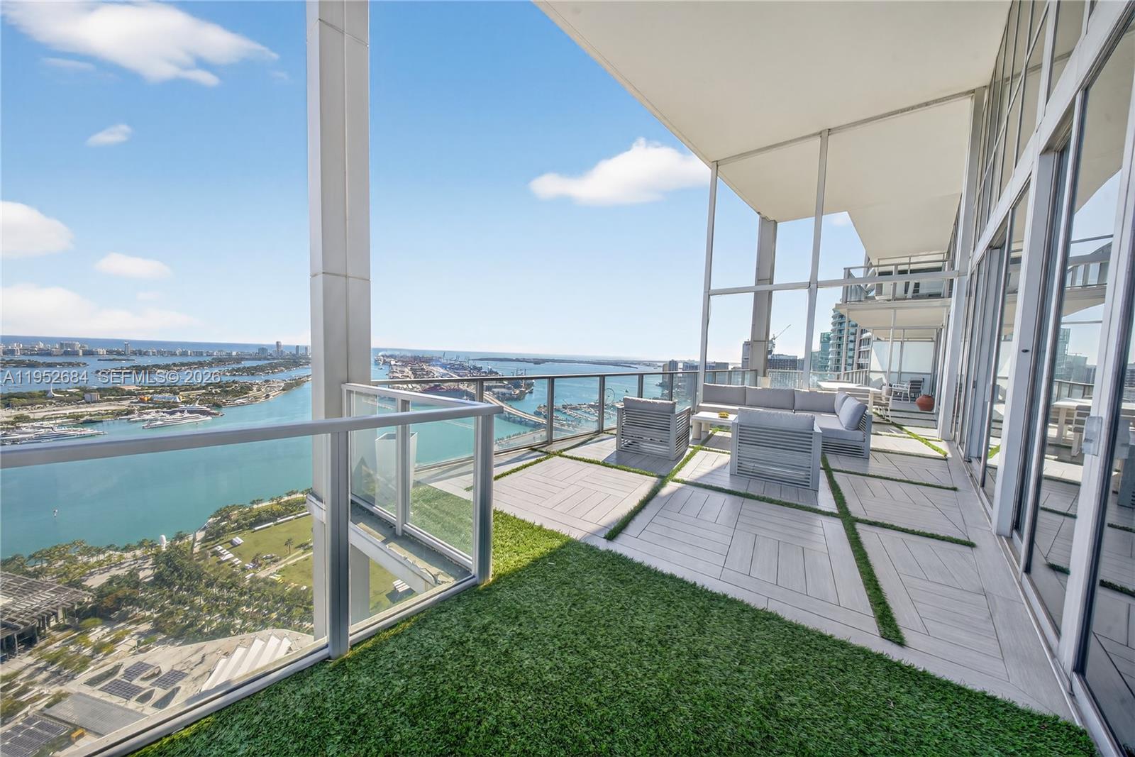 1100 Biscayne Blvd #5306, Miami FL 33132
