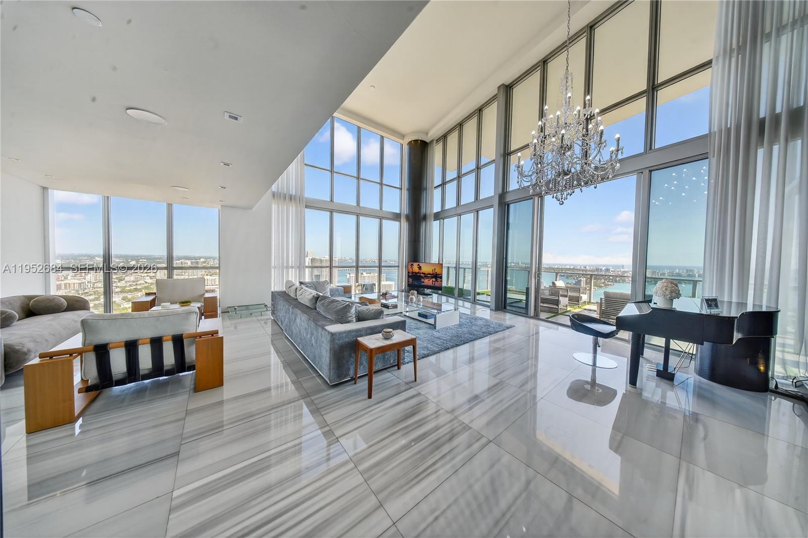 1100 Biscayne Blvd #5306, Miami FL 33132