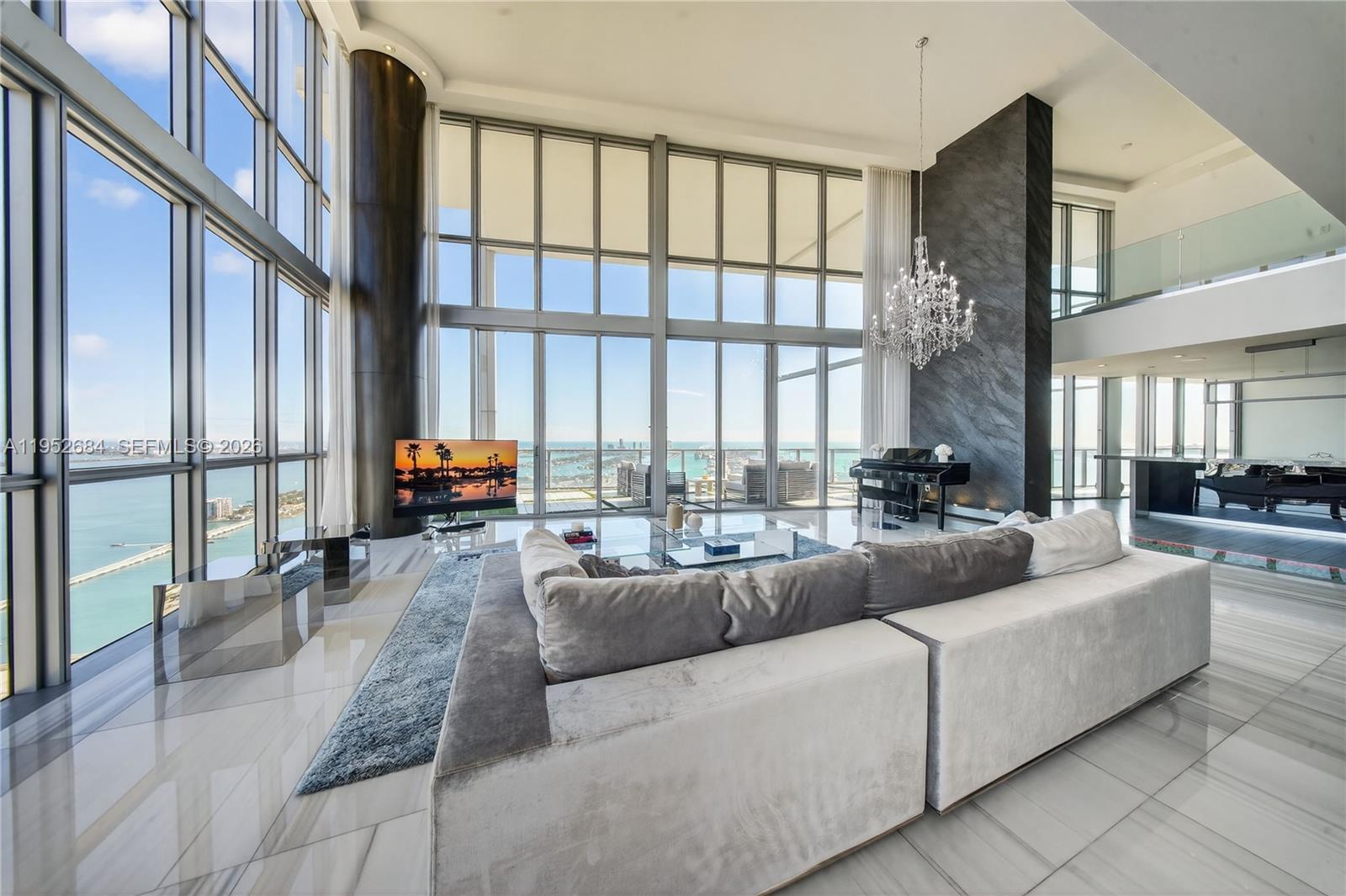 1100 Biscayne Blvd #5306, Miami FL 33132
