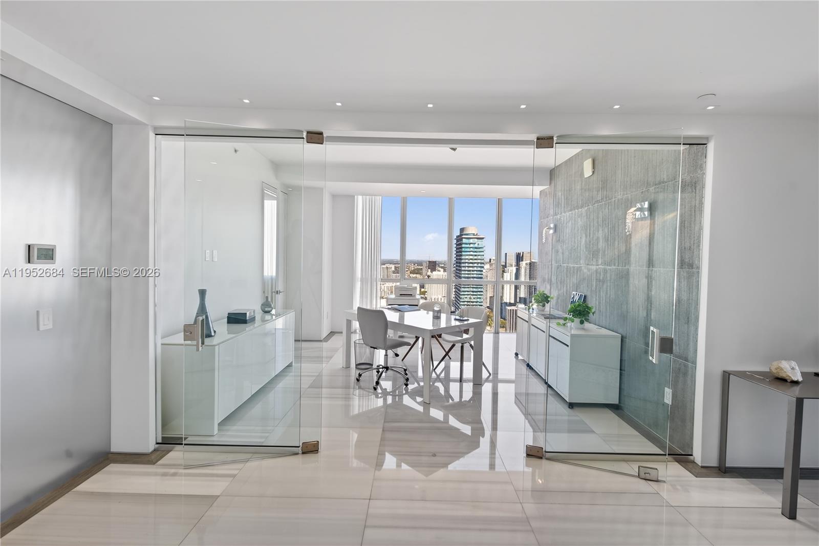 1100 Biscayne Blvd #5306, Miami FL 33132