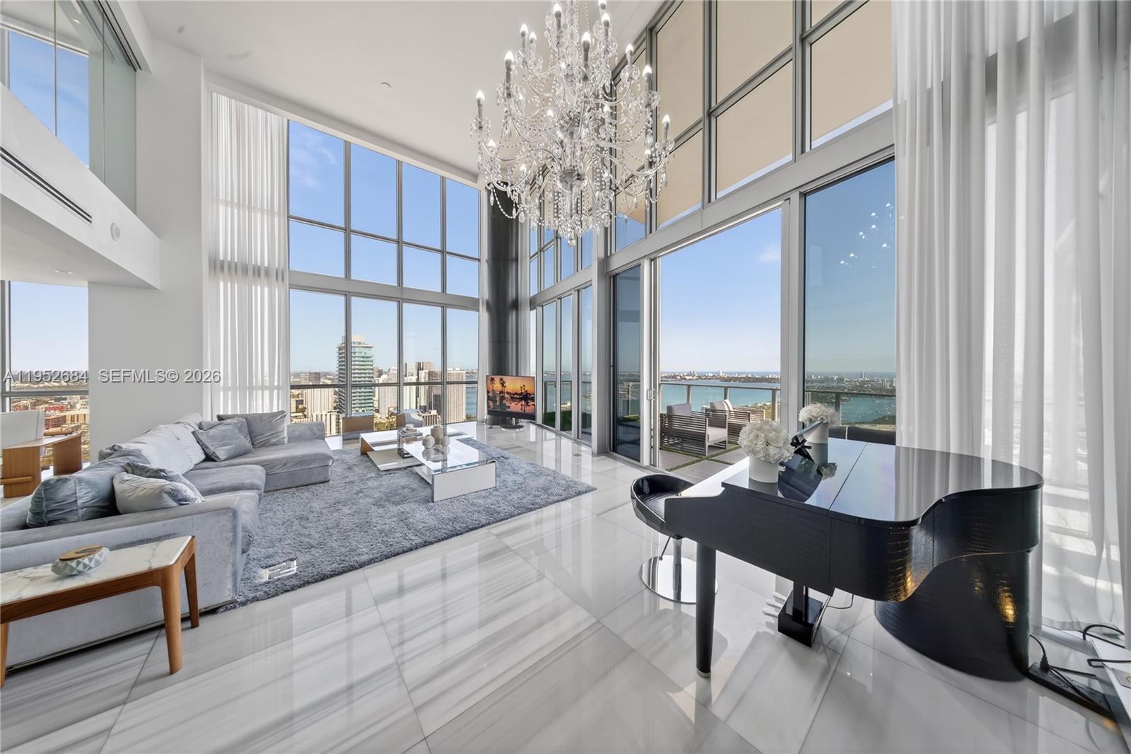 1100 Biscayne Blvd #5306, Miami FL 33132