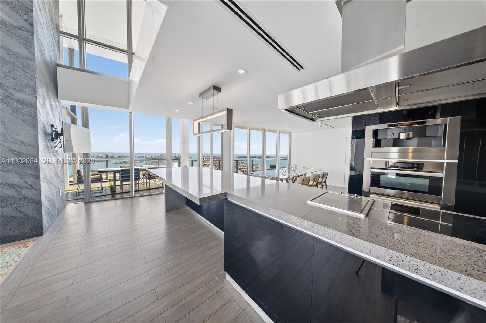 1100 Biscayne Blvd #5306, Miami FL 33132