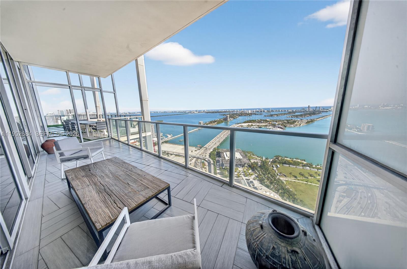 1100 Biscayne Blvd #5306, Miami FL 33132