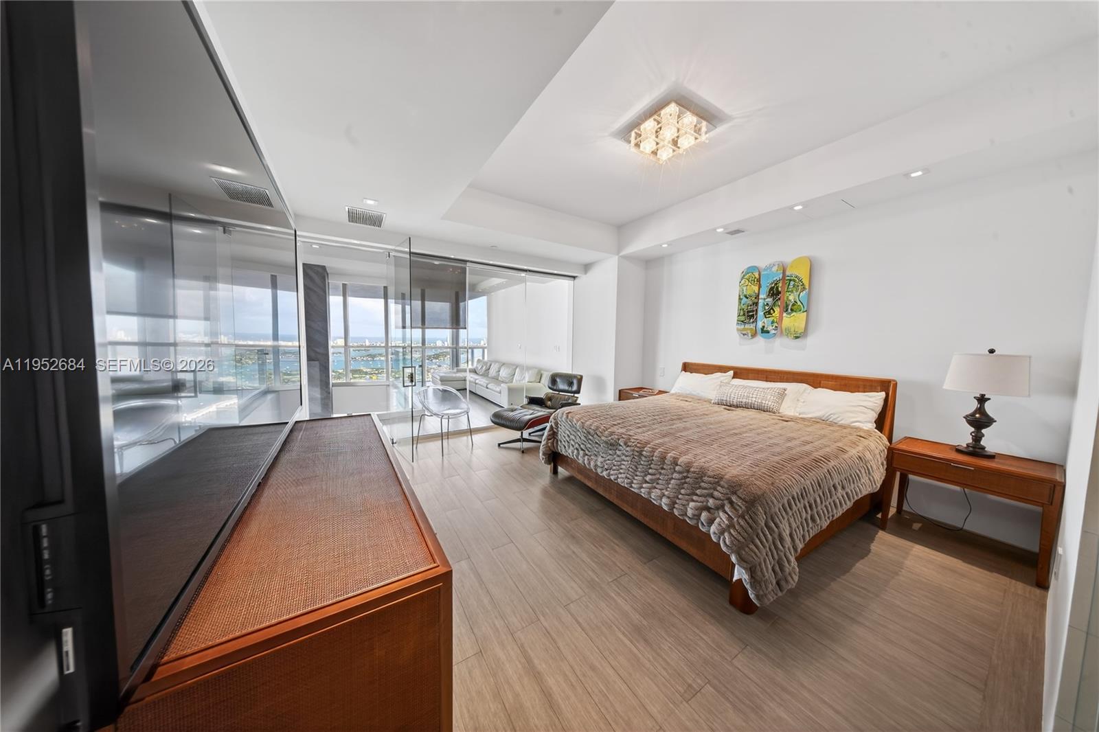1100 Biscayne Blvd #5306, Miami FL 33132