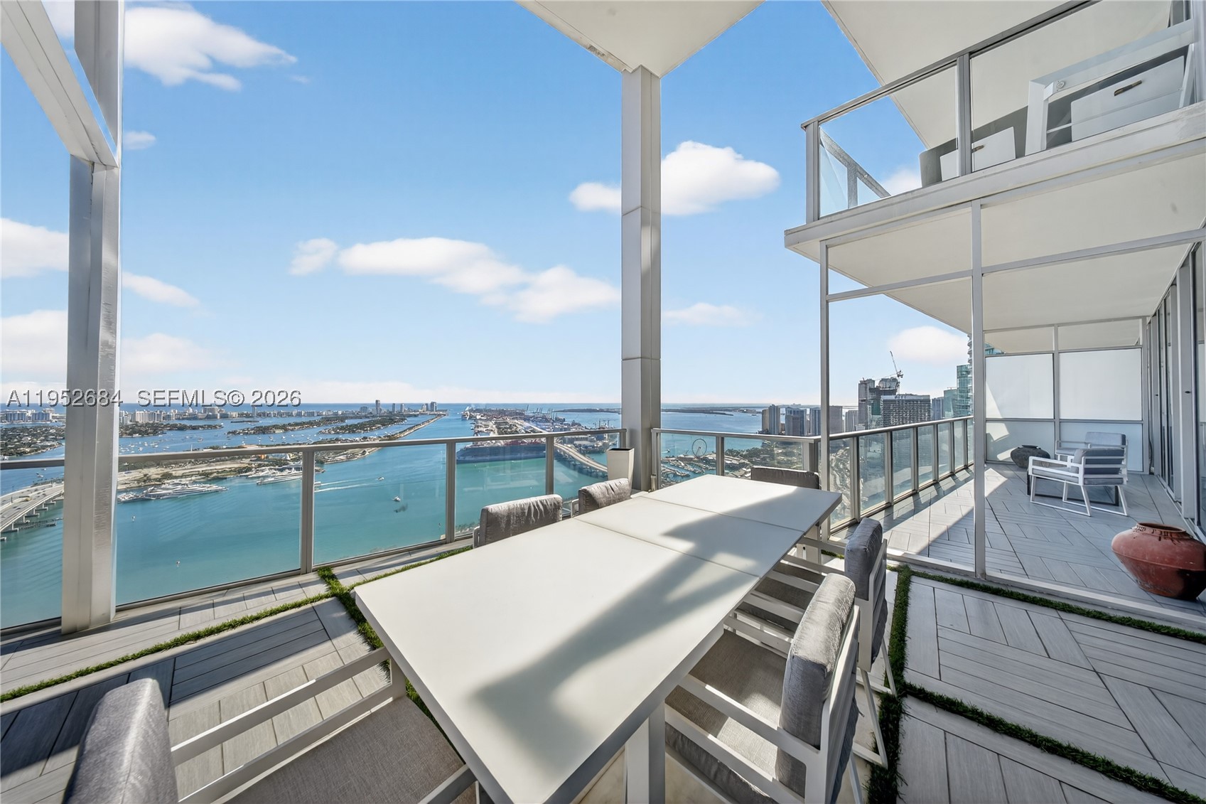 1100 Biscayne Blvd #5306, Miami FL 33132