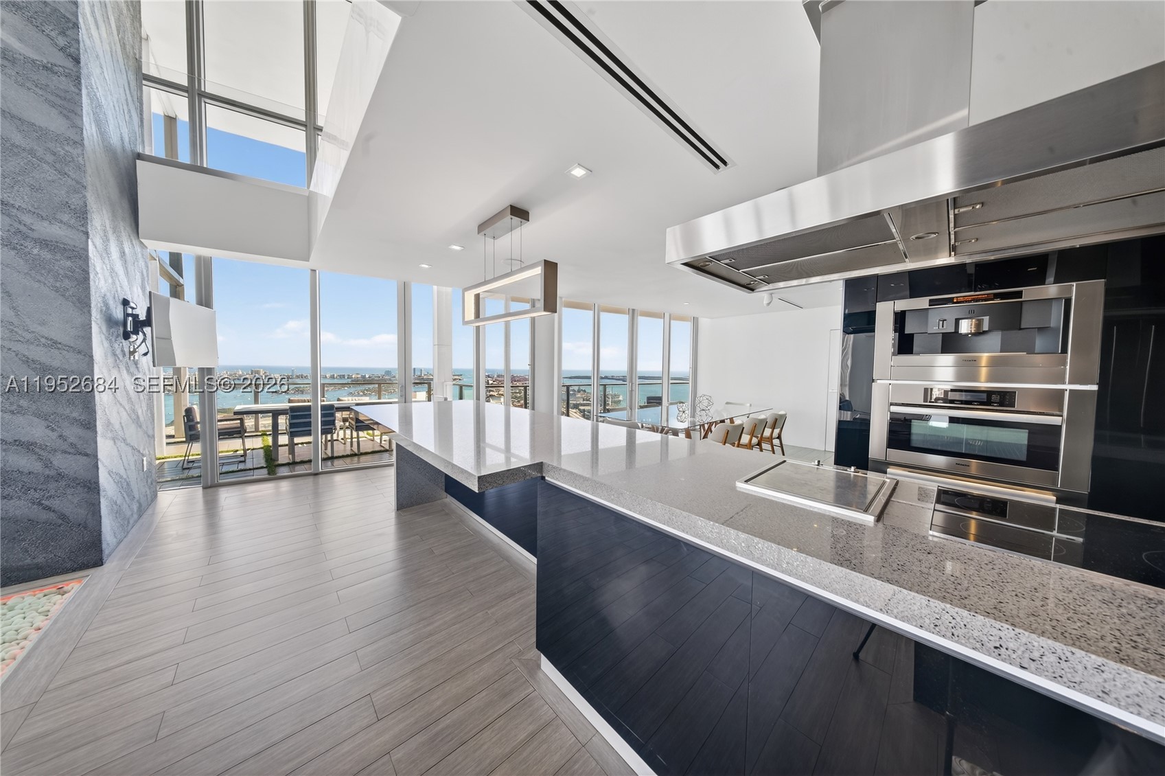 1100 Biscayne Blvd #5306, Miami FL 33132